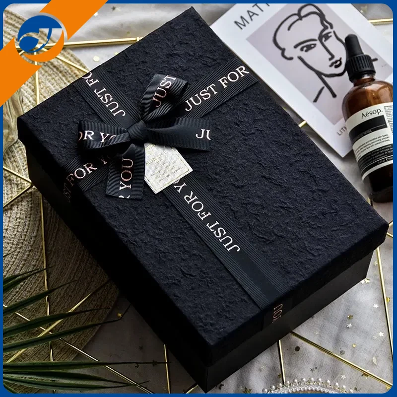 Čo zvyšuje darčekovú skrinku na parfumy na ikonu luxusu a elegancie?